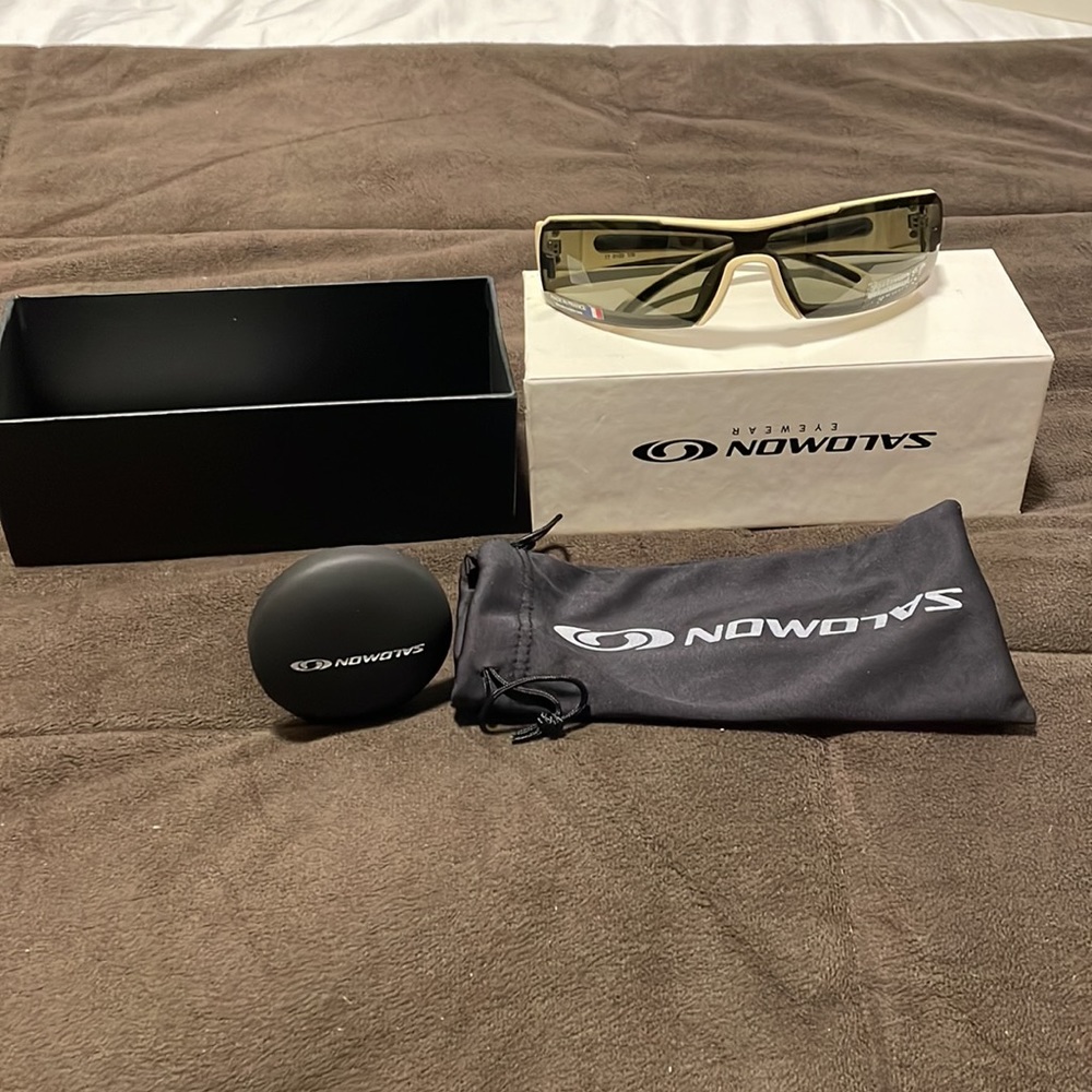 Salomon Sports Sunglasses - Symbio Pro - Category 3 - beige and brown lenses
